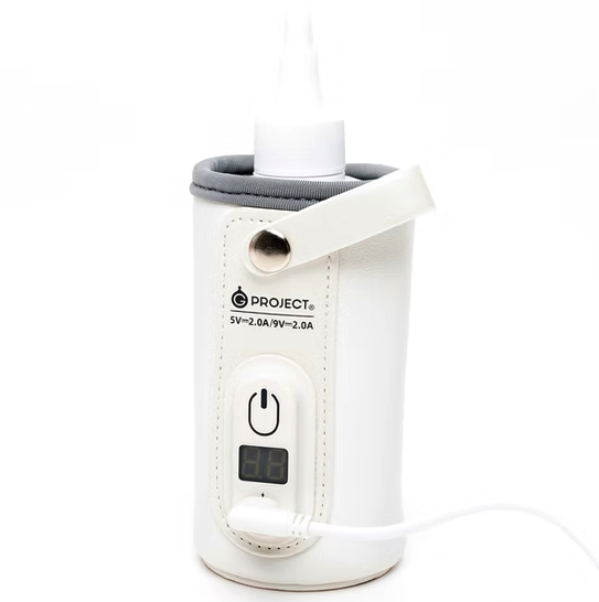 LOTION HEATING SYSTEM ローションウォーマー / メンテナンス及び周辺製品 / ローションボトルをウォーマーにセットした使用シーン。約30分で45度に加温し人肌ローションを実現するUSB給電式ローション保温器の使い方