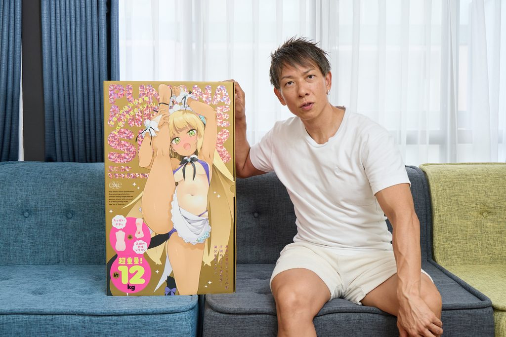 ぷにあなミラクルSPデラックス / トルソー型オナホ / しみけんさんに試していただいたのはこちら!パッケージ全体